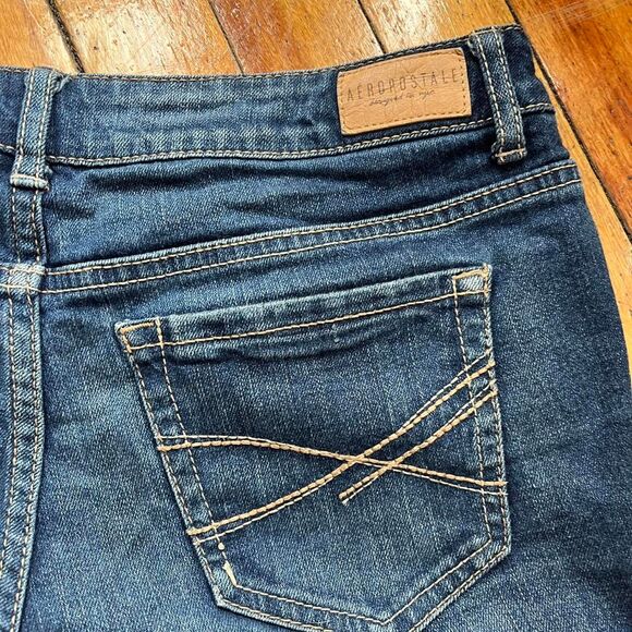 Aeropostale Jean Shorts Y2K Women's 29 Blue and Navy - Picture 3 of 7